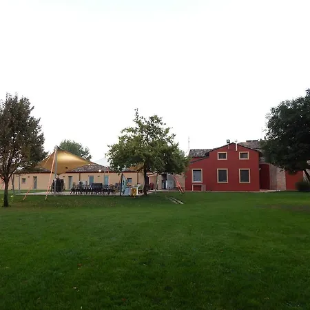 Battibue مزرعة للإقامة Fiorenzuola dʼArda