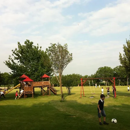 Battibue Vakantieboerderij Fiorenzuola dʼArda